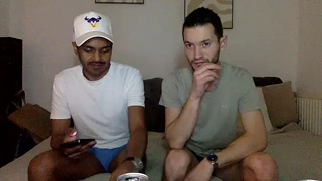 Snapshot of batschi0512 chatting on 18, 1, 2026 batschi0512 online show from 18, 1, 2026