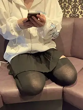 Snapshot of pon05240 chatting on 11, 5, 2026 pon05240 online show from 11, 5, 2026