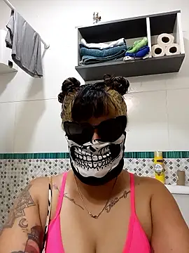 lovely-andrea online show from 14, 1, 2026