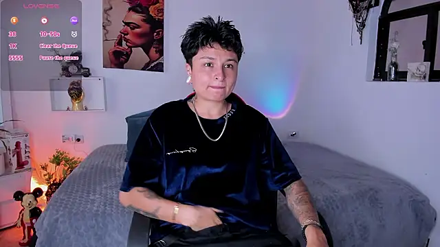 Zury Ramirez online show from 23, 2, 2026