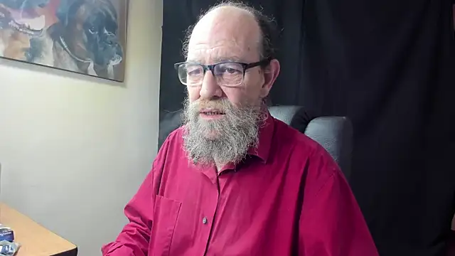 Snapshot of Uncle_Hottie chatting on 8, 2, 2026 Uncle Hottie online show from 8, 2, 2026