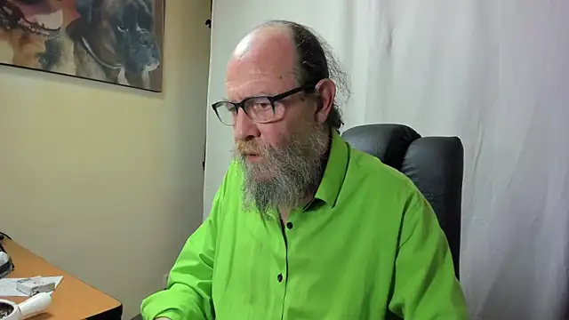 Snapshot of Uncle_Hottie chatting on 12, 2, 2026 Uncle Hottie online show from 12, 2, 2026