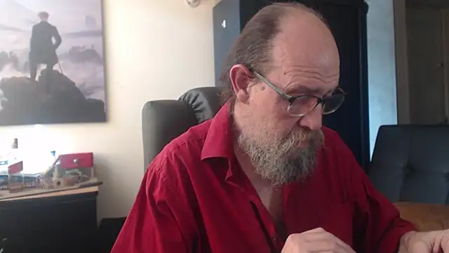Snapshot of Uncle_Hottie chatting on 29, 6, 2026 Uncle Hottie online show from 29, 6, 2026
