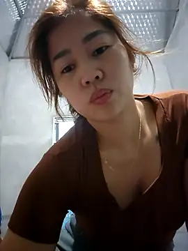 Snapshot of Comebaby-077 chatting on 6, 1, 2026 Comebaby-077 online show from 6, 1, 2026