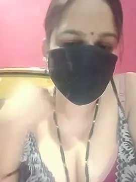 Snapshot of 01Roshani chatting on 18, 6, 2026 01Roshani online show from 18, 6, 2026