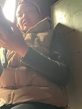 hinicky-0 online show from 23, 2, 2026