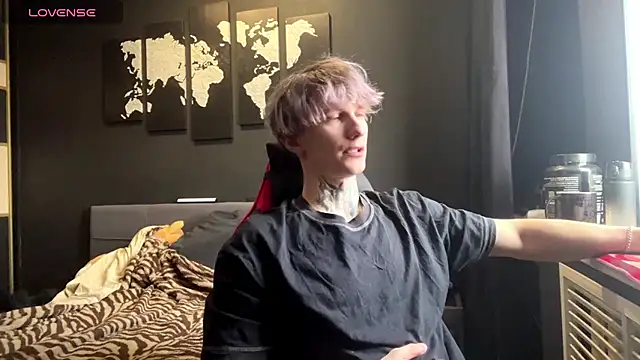 Snapshot of Mastur_Bister chatting on 13, 1, 2026 Mastur Bister online show from 13, 1, 2026