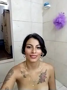 Snapshot of andrea_rose69 chatting on 10, 1, 2026 andrea rose69 online show from 10, 1, 2026