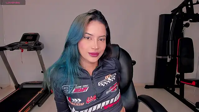 KayraLanne online show from 7, 3, 2026