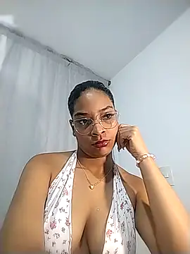Snapshot of KATALINA_SANTANA_ chatting on 25, 4, 2026 KATALINA SANTANA online show from 25, 4, 2026