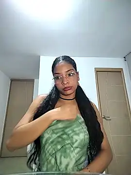 Snapshot of KATALINA_SANTANA_ chatting on 15, 5, 2026 KATALINA SANTANA online show from 15, 5, 2026