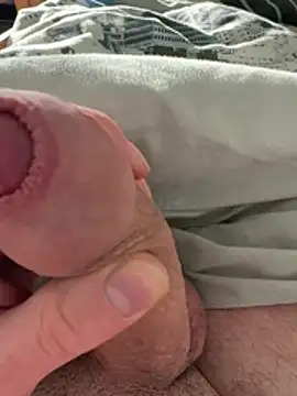 Snapshot of Draxla75 chatting on 4, 4, 2026 Draxla75 online show from 4, 4, 2026