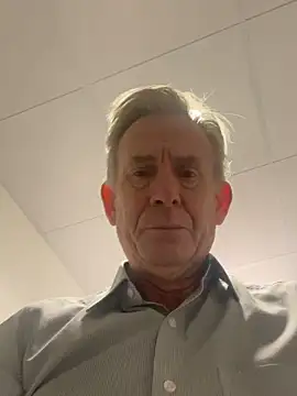 Pierre4tjyxx online show from 3, 2, 2026