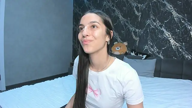 stella torres online show from 19, 5, 2026