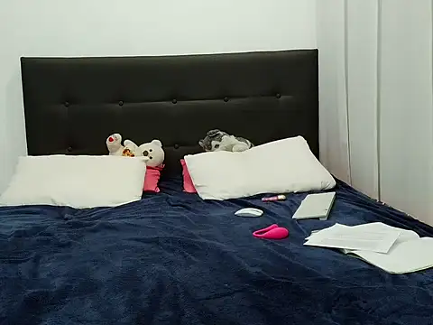 july fucha online show from 7, 4, 2026