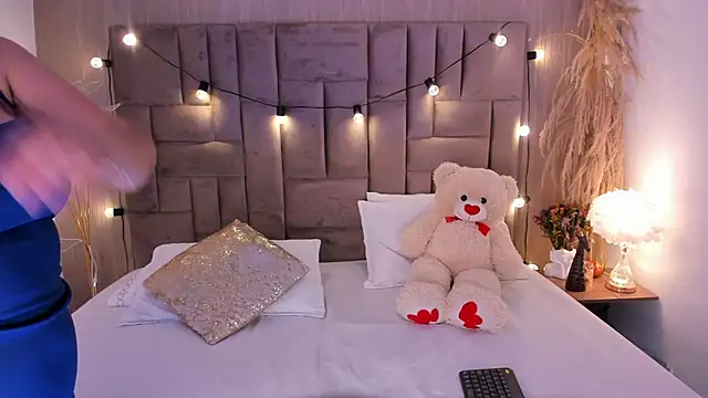 MiiaGreys online show from 27, 3, 2026