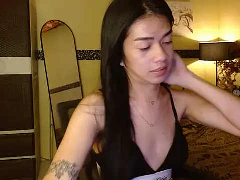 EnviousMaddie online show from 25, 4, 2026