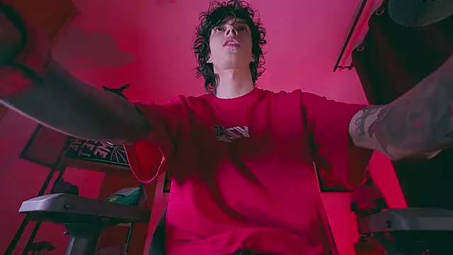 Snapshot of Olliver___y chatting on 8, 2, 2026 Olliver y online show from 8, 2, 2026