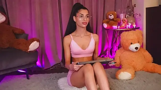 Snapshot of ZariaaVera chatting on 6, 5, 2026 ZariaaVera online show from 6, 5, 2026