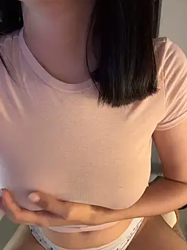 HinaSweet online show from 20, 4, 2026