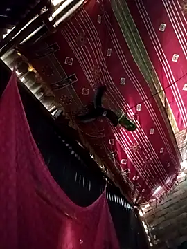 queenneha69 online show from 5, 3, 2026