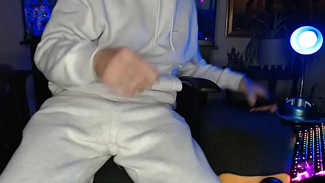 Snapshot of EspanolVato chatting on 8, 3, 2026 EspanolVato online show from 8, 3, 2026