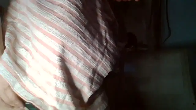 Snapshot of bellakay19 chatting on 1, 8, 2026 bellakay19 online show from 1, 8, 2026