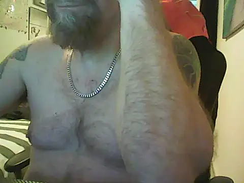 Snapshot of loudandproud chatting on 28, 7, 2026 loudandproud online show from 28, 7, 2026
