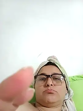 natalliecoopers online show from 12, 3, 2026