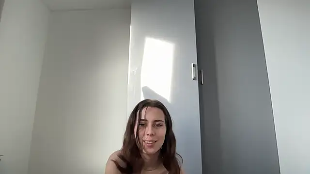 PlutoCalais online show from 9, 2, 2026