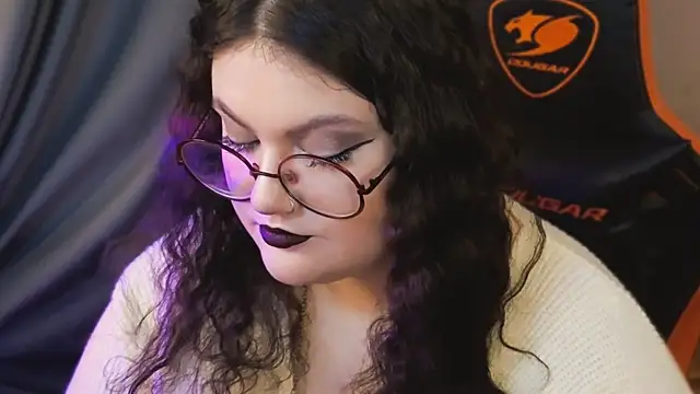 Snapshot of PixelMiss chatting on 24, 5, 2026 PixelMiss online show from 24, 5, 2026
