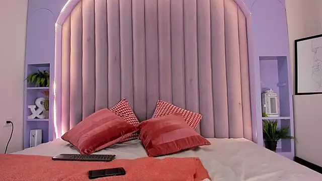 AmberStonne   online show from 19, 2, 2026