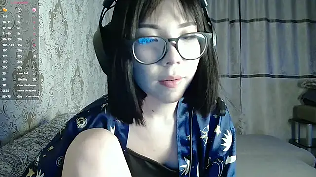 AprilOnilll online show from 20, 3, 2026