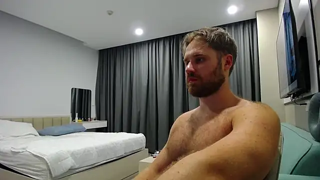 LorenzoLux online show from 8, 4, 2026