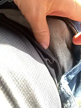 Snapshot of allee2206 chatting on 10, 3, 2026 allee2206 online show from 10, 3, 2026