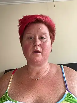 Snapshot of BustyRedxx chatting on 24, 6, 2026 BustyRedxx online show from 24, 6, 2026