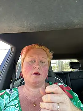 Snapshot of BustyRedxx chatting on 10, 7, 2026 BustyRedxx online show from 10, 7, 2026