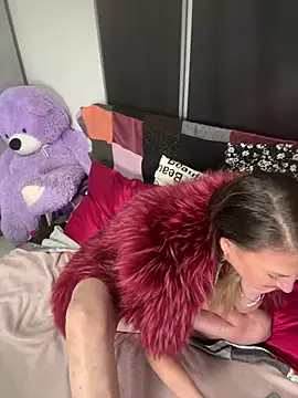 IssabelXO online show from 14, 4, 2026