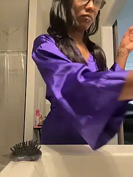 xouniq online show from 7, 3, 2026