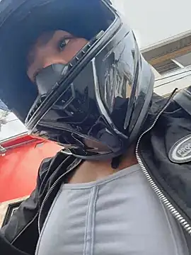 TaylorrHill online show from 10, 4, 2026