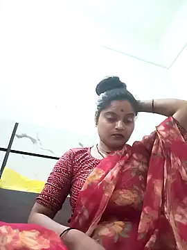 Snapshot of Manbi_bhabi chatting on 13, 7, 2026 Manbi bhabi online show from 13, 7, 2026