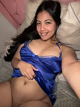 Snapshot of Nina_Belle chatting on 29, 6, 2026 Nina Belle online show from 29, 6, 2026