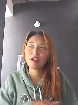 Velvet Moon33 online show from 12, 4, 2026