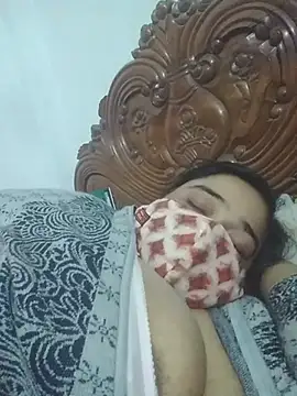 momo loves online show from 18, 1, 2026