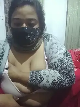 momo loves online show from 4, 2, 2026