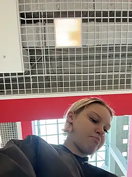 AshleyMur online show from 15, 4, 2026