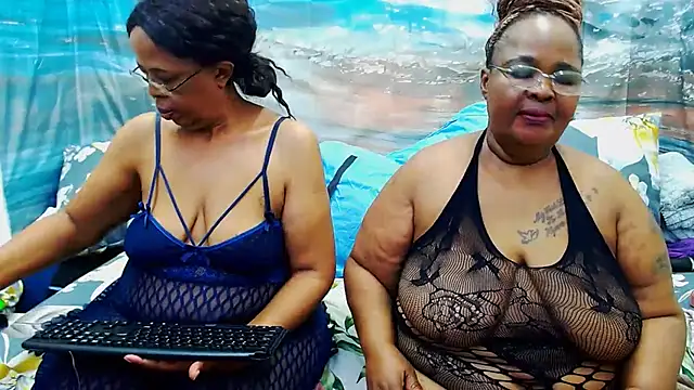 SEXY MATURExx online show from 30, 6, 2026