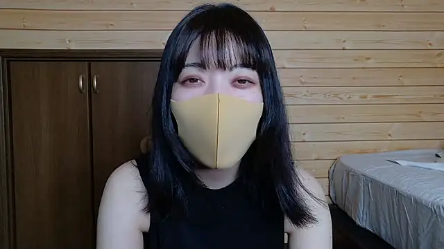 Snapshot of minami_room chatting on 26, 6, 2026 minami room online show from 26, 6, 2026