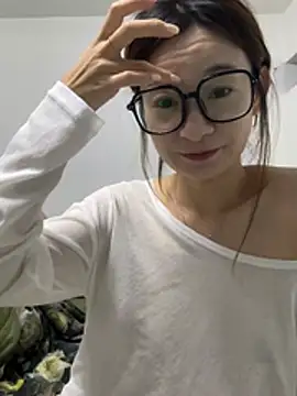 Snapshot of Xiaojuzi- chatting on 4, 7, 2026 Xiaojuzi- online show from 4, 7, 2026
