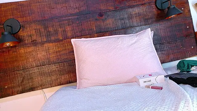 Snapshot of Angel_saez1 chatting on 8, 1, 2026 Angel saez1 online show from 8, 1, 2026